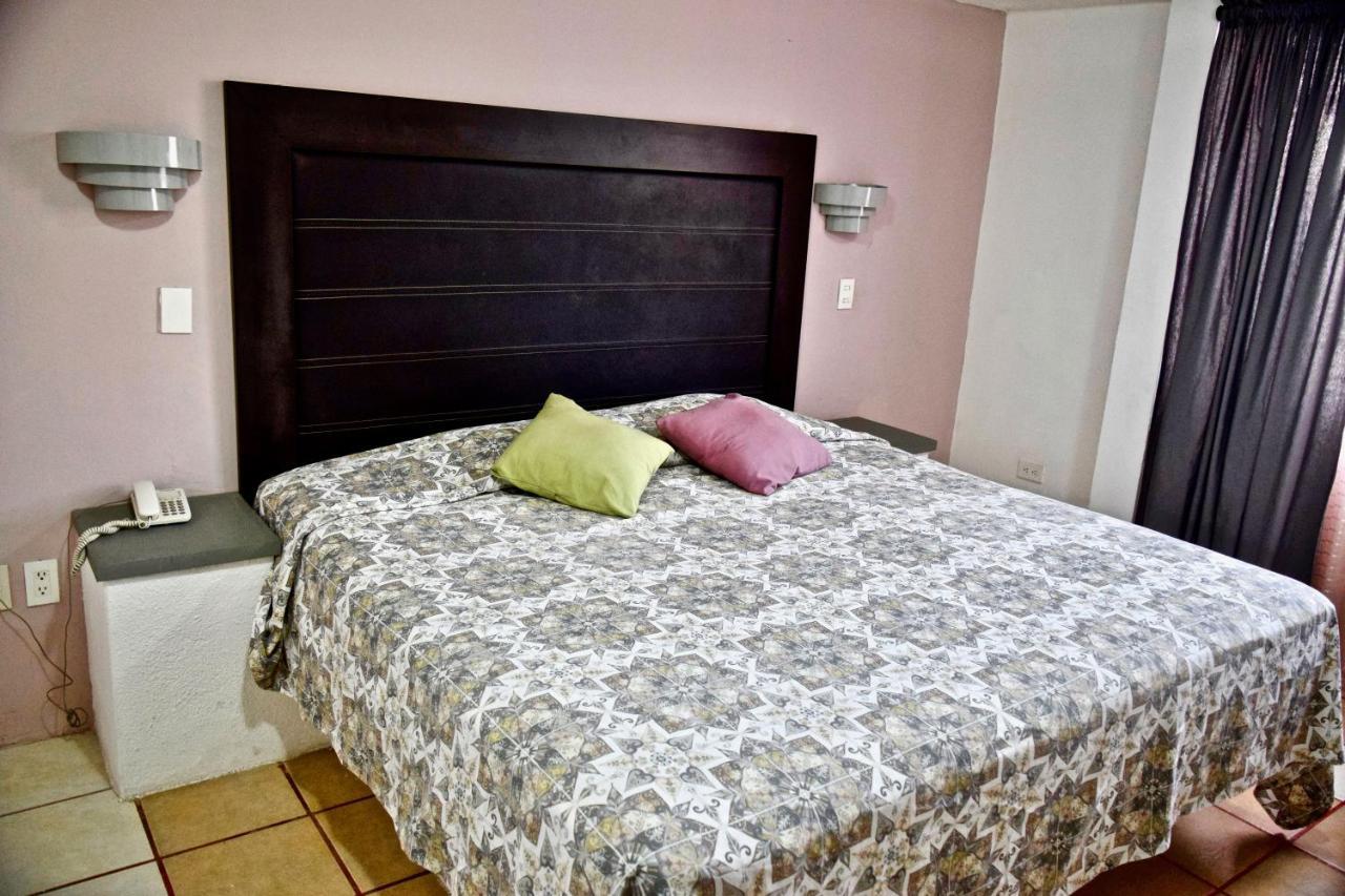 Hotel Posada Centenario 伊斯米基尔潘 外观 照片