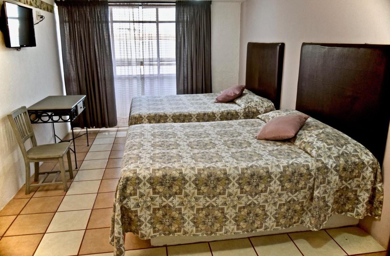 Hotel Posada Centenario 伊斯米基尔潘 外观 照片